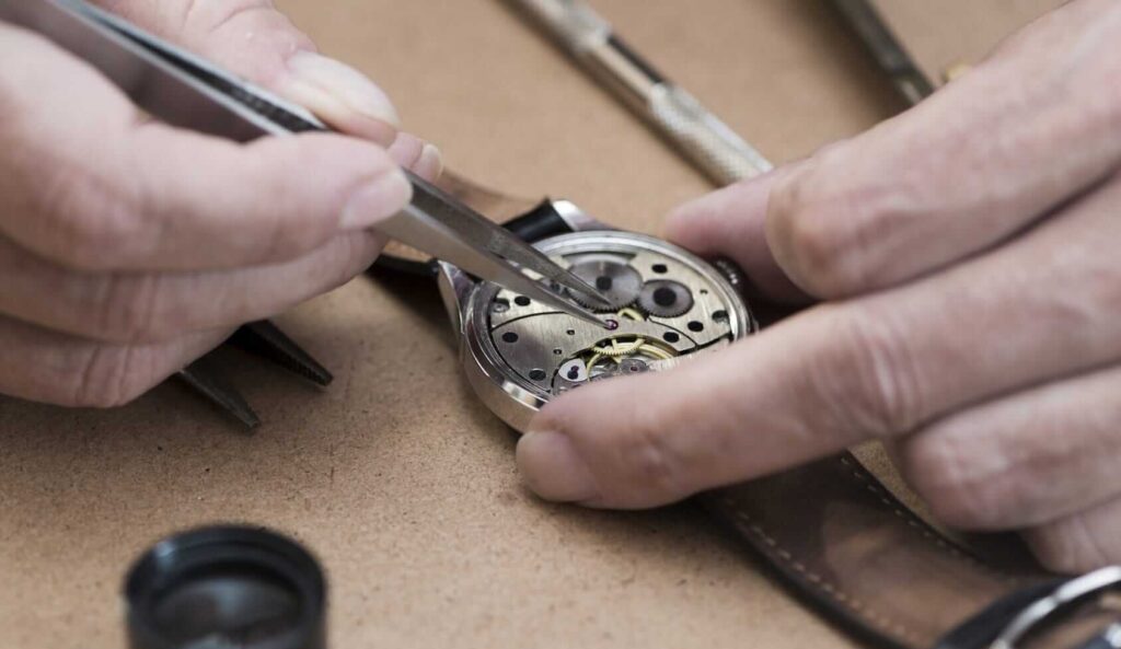 Things to Consider While Maintaining Watches